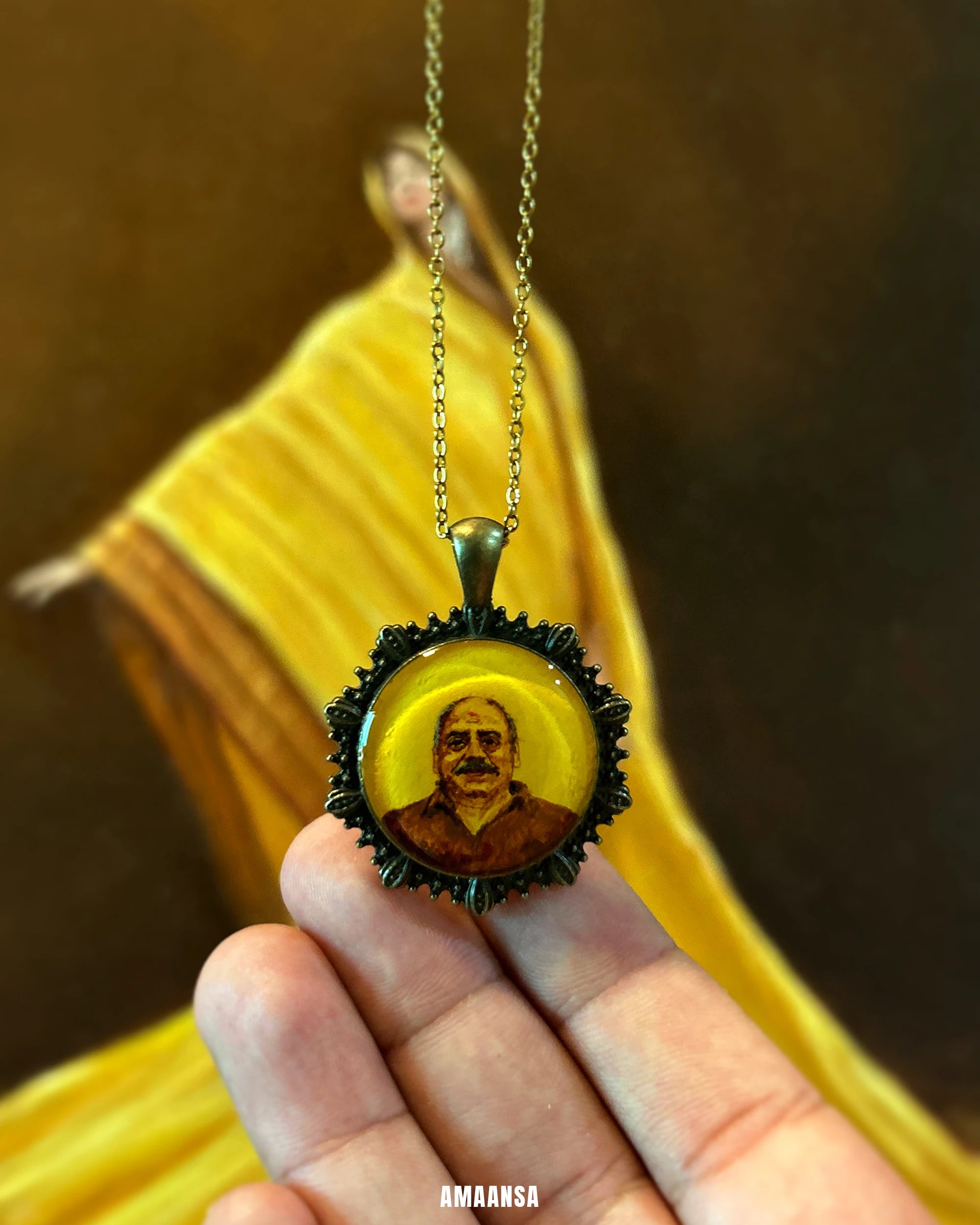 Single Face- Custom Portrait Pendant: [Made-to-order]